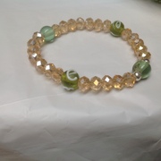 Crystal and Glass Elasticated bracelet